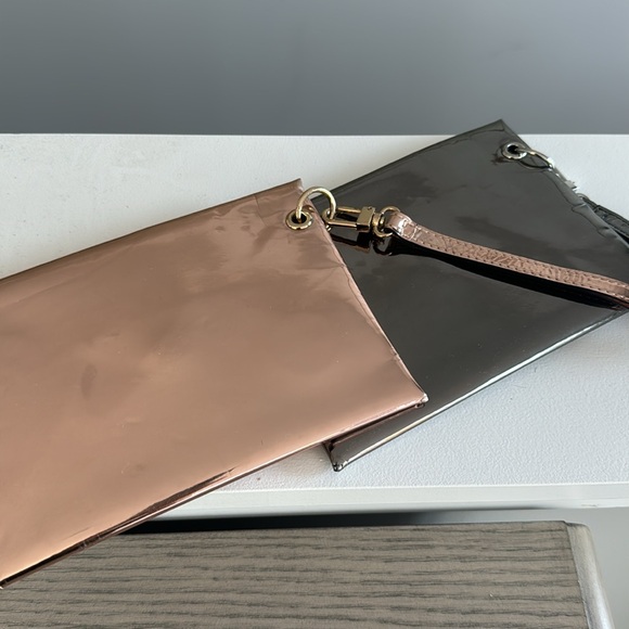 Wristlets x 2 by BCBG maxaria - Picture 2 of 3